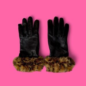 black 100% leather gloves with cheetah print faux fur cuffs!